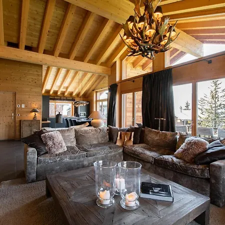 Anna Isabelle Penthouse