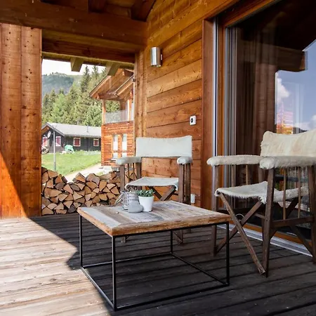 Anna Isabelle Penthouse