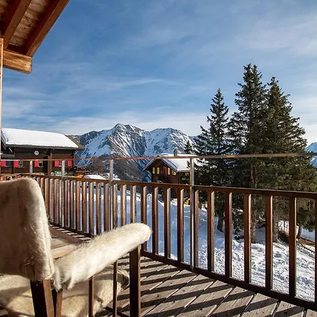 Anna Isabelle Penthouse *